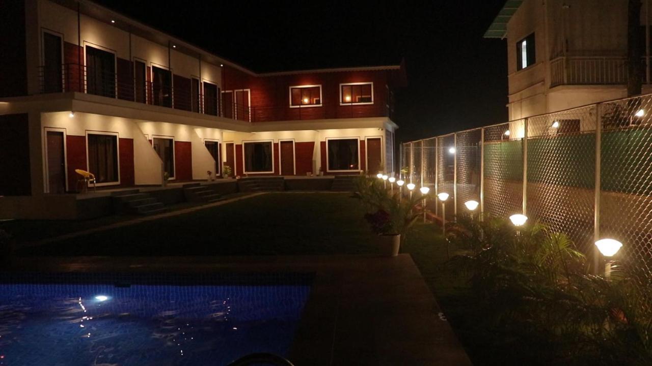 Sk Resort Alībāg Esterno foto